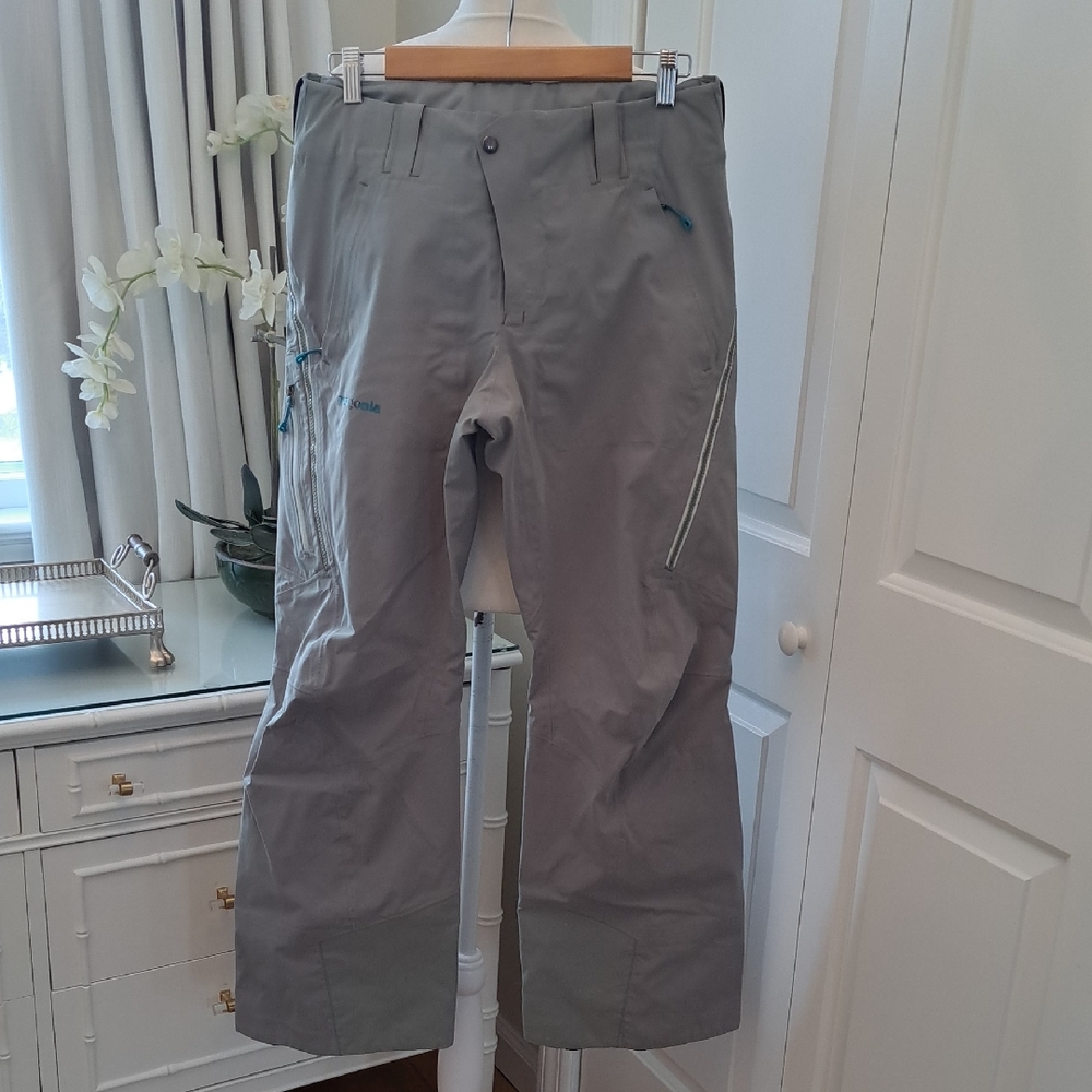 Patagonia Womens Gaitor Moss Green Ski/Snow/Outdoor Pants Gore-Tex Pockets MD